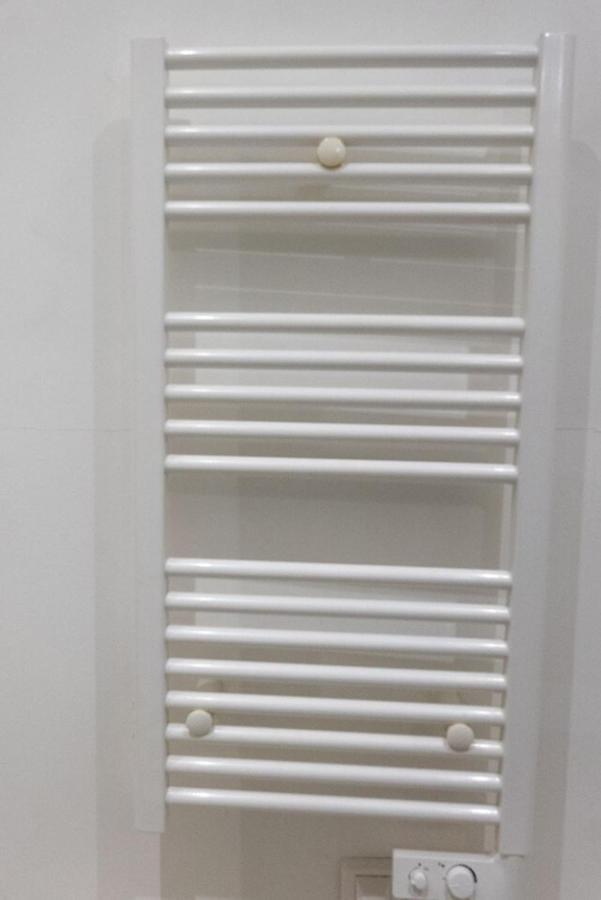 Chez Jean - Beautiful Renovated Studio - Cordeliers Lione Esterno foto